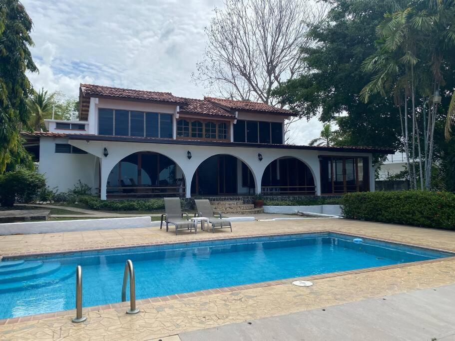 פלאייה קורונאדו Coronado Beachfront Tropical Home! מראה חיצוני תמונה